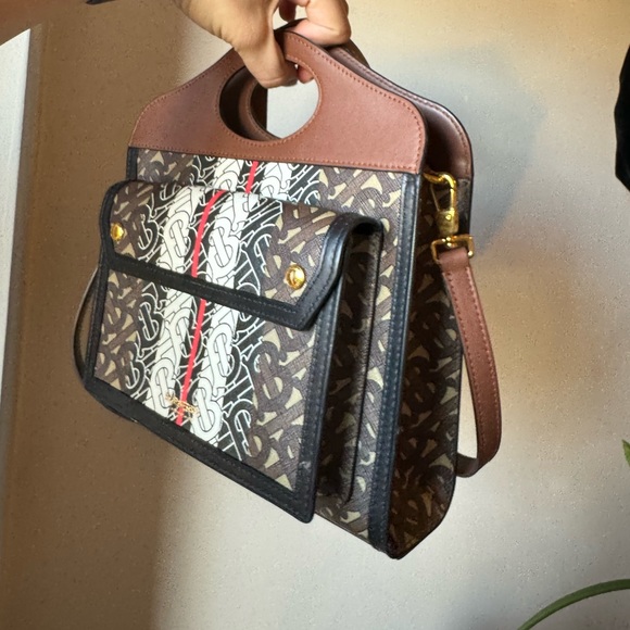 バッグ BURBERRY Small Monogram Print Tote Bag Burberry | Bags | Burberry Womens Mini Monogram Stripe Crossbody